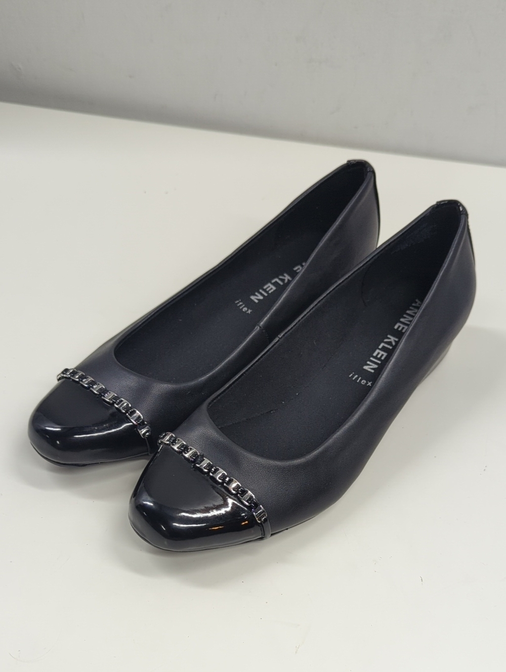 New Anne Klein Black Leather Chain-Trim Ballet Flats Size 9